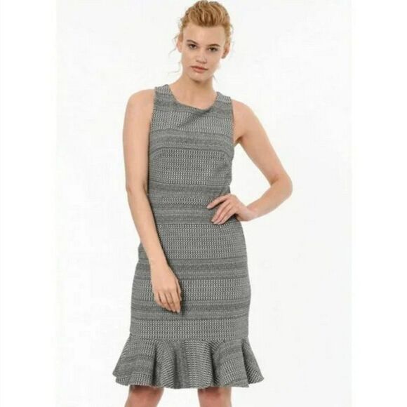 Banana Republic Textured Crossback Ruffle Hem Sleeveless Dress (NWT) - Picture 2 of 3